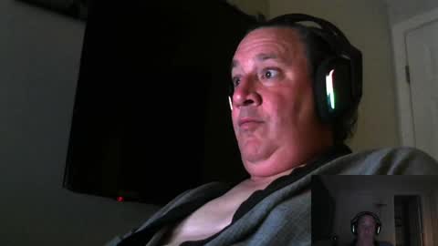 Snapshot of yumguy69 chatting on 11/05/25, 03:17 YumGuy69 online show from 11/05/25, 03:17