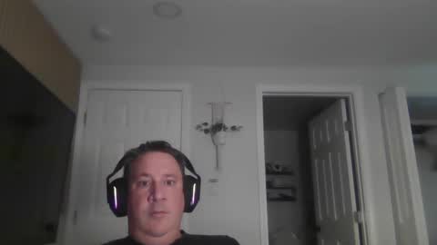 Snapshot of yumguy69 chatting on 11/23/25, 06:19 YumGuy69 online show from 11/23/25, 06:19