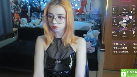 Snapshot of yumiko_uwu chatting on 02/08/25, 11:33 Yumeko online show from 02/08/25, 11:33