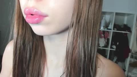 Snapshot of yumm__ chatting on 12/27/24, 10:01 Im away next stream September 10 at 1400 Moscow time online show from 12/27/24, 10:01