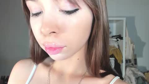 Snapshot of yumm__ chatting on 03/10/25, 04:35 Im away next stream September 10 at 1400 Moscow time online show from 03/10/25, 04:35