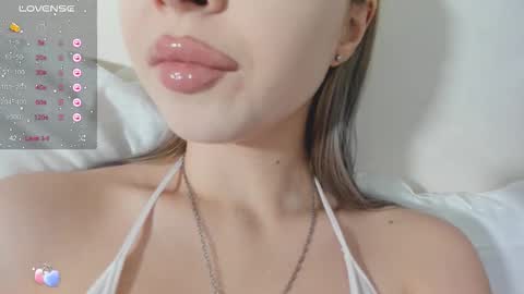 Snapshot of yumm__ chatting on 09/24/25, 07:01 Im away next stream September 10 at 1400 Moscow time online show from 09/24/25, 07:01