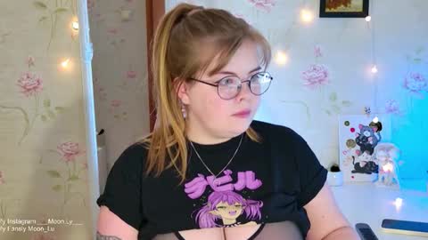 Polly online show from 11/08/25, 04:40