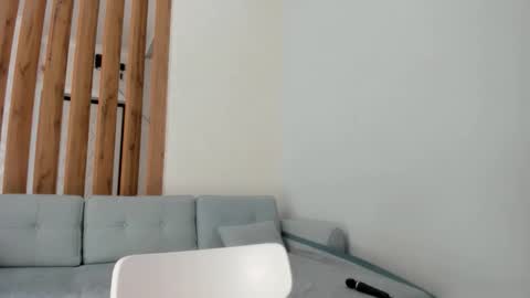 Yumi online show from 10/28/25, 09:57