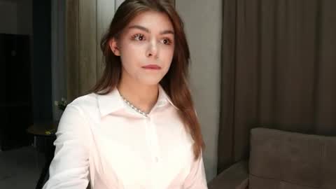 yummy_chica online show from 10/29/25, 02:19