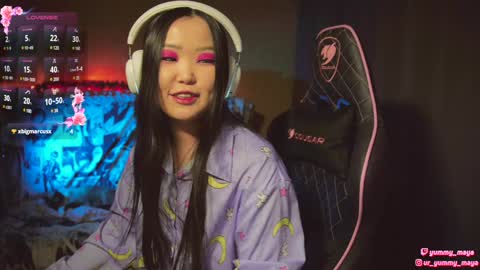 Snapshot of yummy_maya chatting on 01/02/25, 02:11 Chimi online show from 01/02/25, 02:11