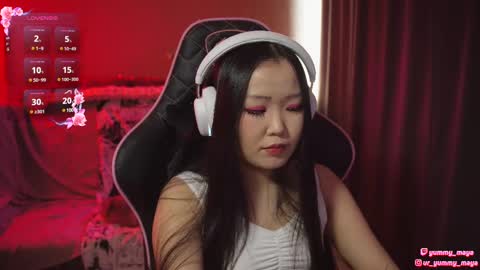 Snapshot of yummy_maya chatting on 02/15/25, 08:11 Chimi online show from 02/15/25, 08:11