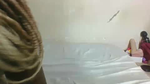 yummytitiess online show from 11/12/25, 07:03