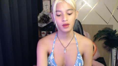 Snapshot of yurie_cummster chatting on 09/19/25, 12:06 yurie_cummster online show from 09/19/25, 12:06