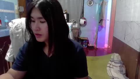 Snapshot of yuriyumixx_xoxo chatting on 10/13/25, 12:16 yuriyumixx_xoxo online show from 10/13/25, 12:16