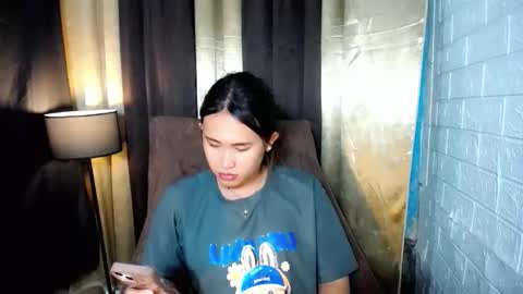 Snapshot of yuriyumixx_xoxo chatting on 11/13/25, 10:58 yuriyumixx_xoxo online show from 11/13/25, 10:58