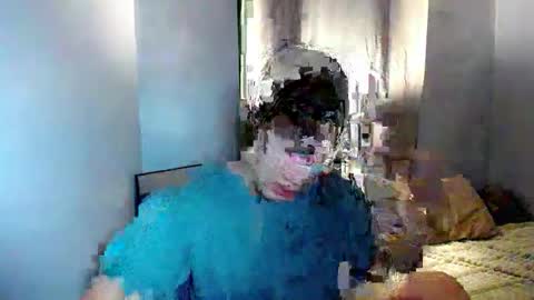 Snapshot of yuriyumixx_xoxo chatting on 11/25/25, 01:11 yuriyumixx_xoxo online show from 11/25/25, 01:11