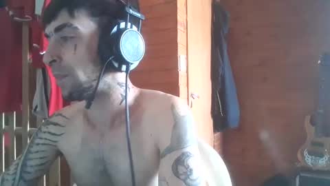 Yuumi online show from 11/14/25, 06:39