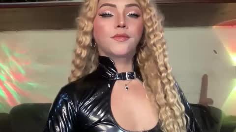 Miss Cali online show from 10/25/25, 06:57