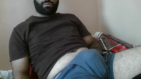 Snapshot of yxxtxxdentyk chatting on 10/03/25, 05:15 Bi BearXXX online show from 10/03/25, 05:15