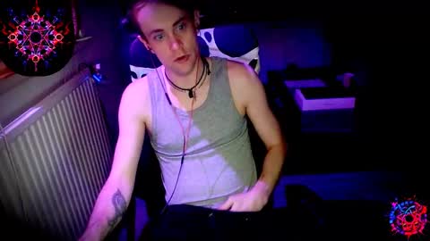 Snapshot of yyscript chatting on 12/28/24, 07:44 online show from 12/28/24, 07:44