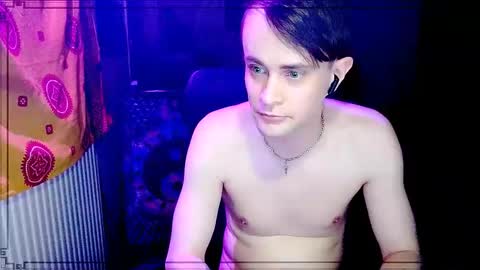 Snapshot of yyscript chatting on 03/05/25, 04:13 online show from 03/05/25, 04:13