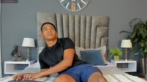 zac online show from 09/17/25, 12:07