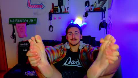 Snapshot of zach_rhyder chatting on 10/21/25, 01:06 Zach Rhyder online show from 10/21/25, 01:06