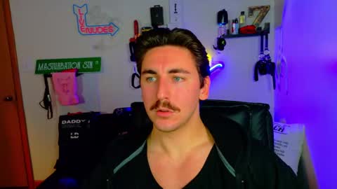 Snapshot of zach_rhyder chatting on 11/20/25, 02:56 Zach Rhyder online show from 11/20/25, 02:56