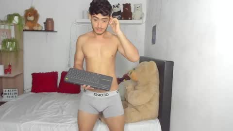 zack online show from 09/12/25, 12:05