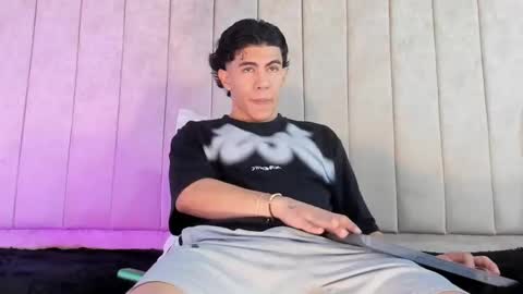 Snapshot of zack_conor chatting on 02/19/25, 01:17 zack conor online show from 02/19/25, 01:17