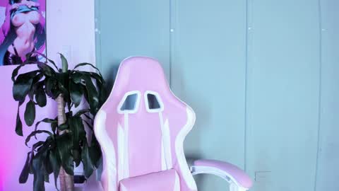 Snapshot of zafiro__brown chatting on 09/25/25, 11:58 Zafiro Brown online show from 09/25/25, 11:58