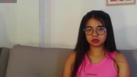 Snapshot of zafiro_evans chatting on 10/23/25, 04:17 zafiro_evans online show from 10/23/25, 04:17