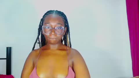 Snapshot of zahhysims chatting on 02/24/25, 01:57 zahhy online show from 02/24/25, 01:57