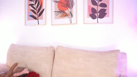 Zara Williams online show from 01/04/25, 05:37