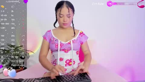 Snapshot of zaira_montero chatting on 12/17/24, 06:02 Zaira online show from 12/17/24, 06:02