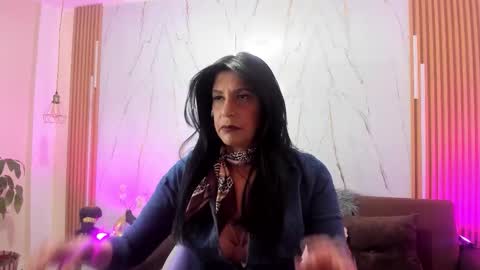 zamanthaa__ online show from 10/23/25, 12:04