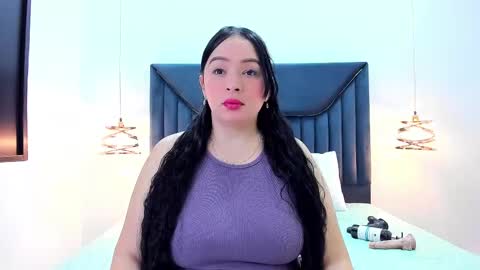 zamiragates1 online show from 02/21/25, 04:18