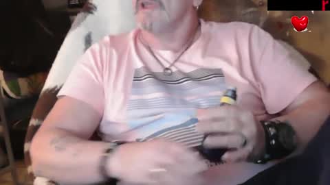 Snapshot of zander007 chatting on 03/11/25, 03:02 zander007 online show from 03/11/25, 03:02