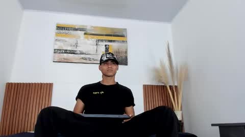 Zander online show from 11/21/25, 01:32