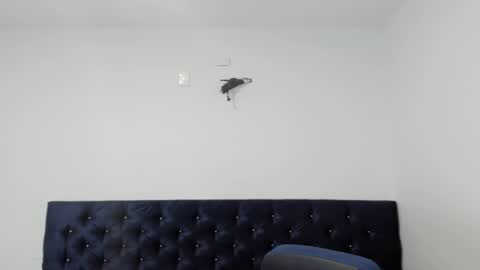 Snapshot of zanxley_ chatting on 12/13/24, 07:25 zanxley_ online show from 12/13/24, 07:25