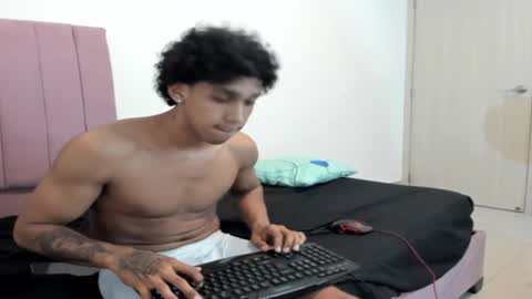 Snapshot of zanxley_ chatting on 01/06/25, 10:26 zanxley_ online show from 01/06/25, 10:26