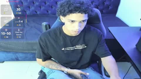 Snapshot of zanxley_ chatting on 01/29/25, 09:39 zanxley_ online show from 01/29/25, 09:39