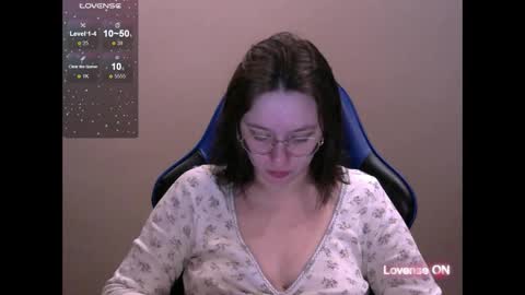 Snapshot of zara_golden chatting on 02/27/25, 02:42 chaturcum online show from 02/27/25, 02:42