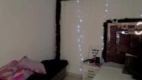 Snapshot of zaracollinx chatting on 12/13/24, 12:31 Zara online show from 12/13/24, 12:31