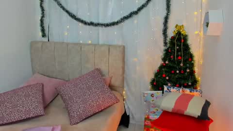 Snapshot of zaradulce chatting on 12/03/24, 12:06 Zara . online show from 12/03/24, 12:06