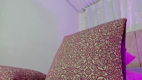 Snapshot of zaradulce chatting on 01/16/25, 11:58 Zara . online show from 01/16/25, 11:58