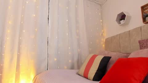 Snapshot of zaradulce chatting on 03/11/25, 11:55 Zara . online show from 03/11/25, 11:55