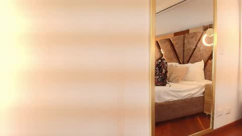 Zarah Andrews online show from 09/30/25, 11:59