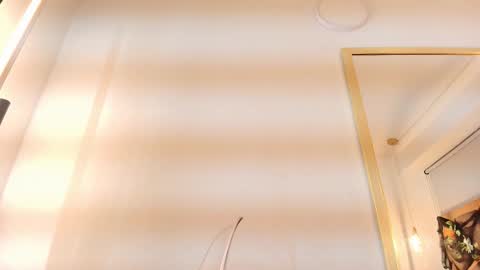 Zarah Andrews online show from 10/14/25, 12:17