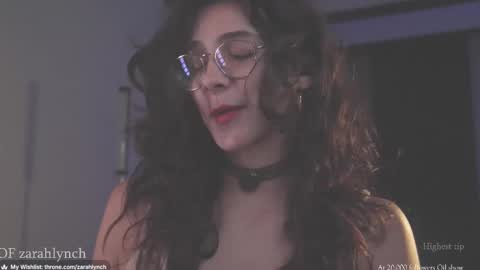 Snapshot of zarahlynch chatting on 12/01/25, 01:21 Miss Lynch Next show 2911 online show from 12/01/25, 01:21