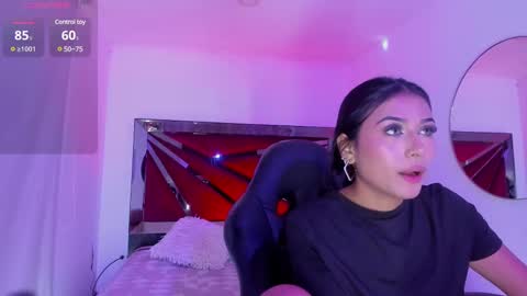 Zara Lim  online show from 02/12/25, 03:16