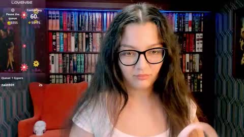 Zarifa online show from 10/19/25, 02:12