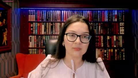 Zarifa online show from 10/19/25, 09:48