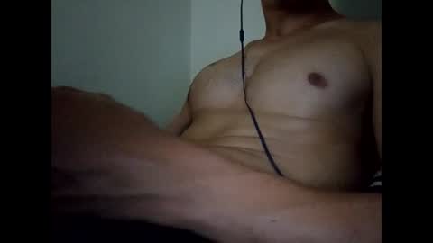 Snapshot of ze___________________ chatting on 02/26/25, 01:21 ze online show from 02/26/25, 01:21